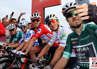 Ben O´Connor, Wout Van Aert, Florian Lipowitz, Jay Vine, Pablo Castrillo