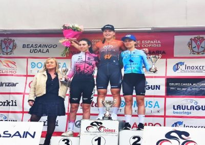 -valgonen-valeria-urteaga-maite-dupin-melanie